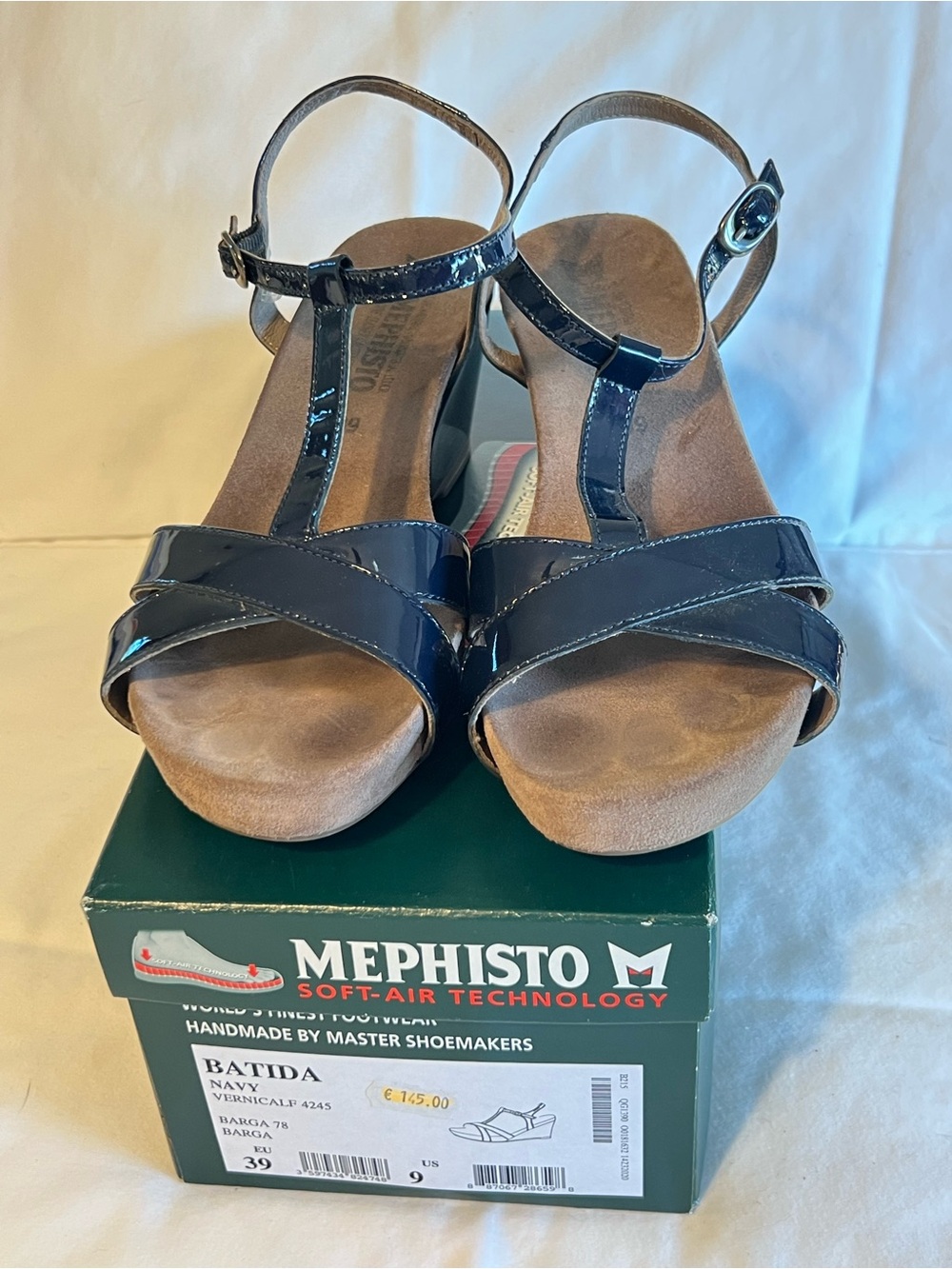 Mephisto Batida Navy Patent Leather T-Strap Wedge Sandals Women's Size 9 EU 39